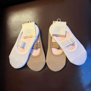 2 - NWT Calia 2 Pack Studio Socks Grips Beige White Yoga Barre Dance Workout